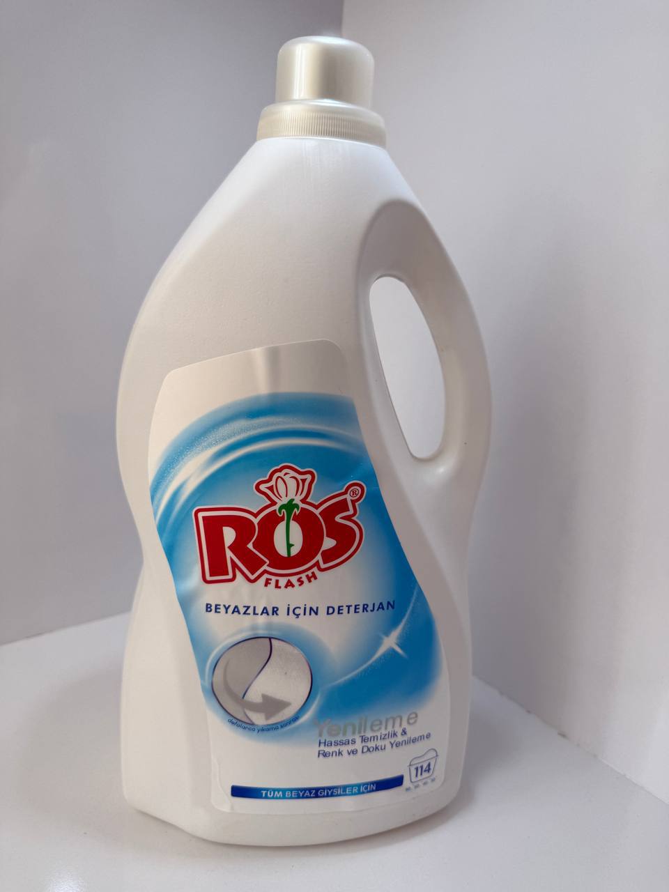 مایع لباسشویی ۴ لیتری